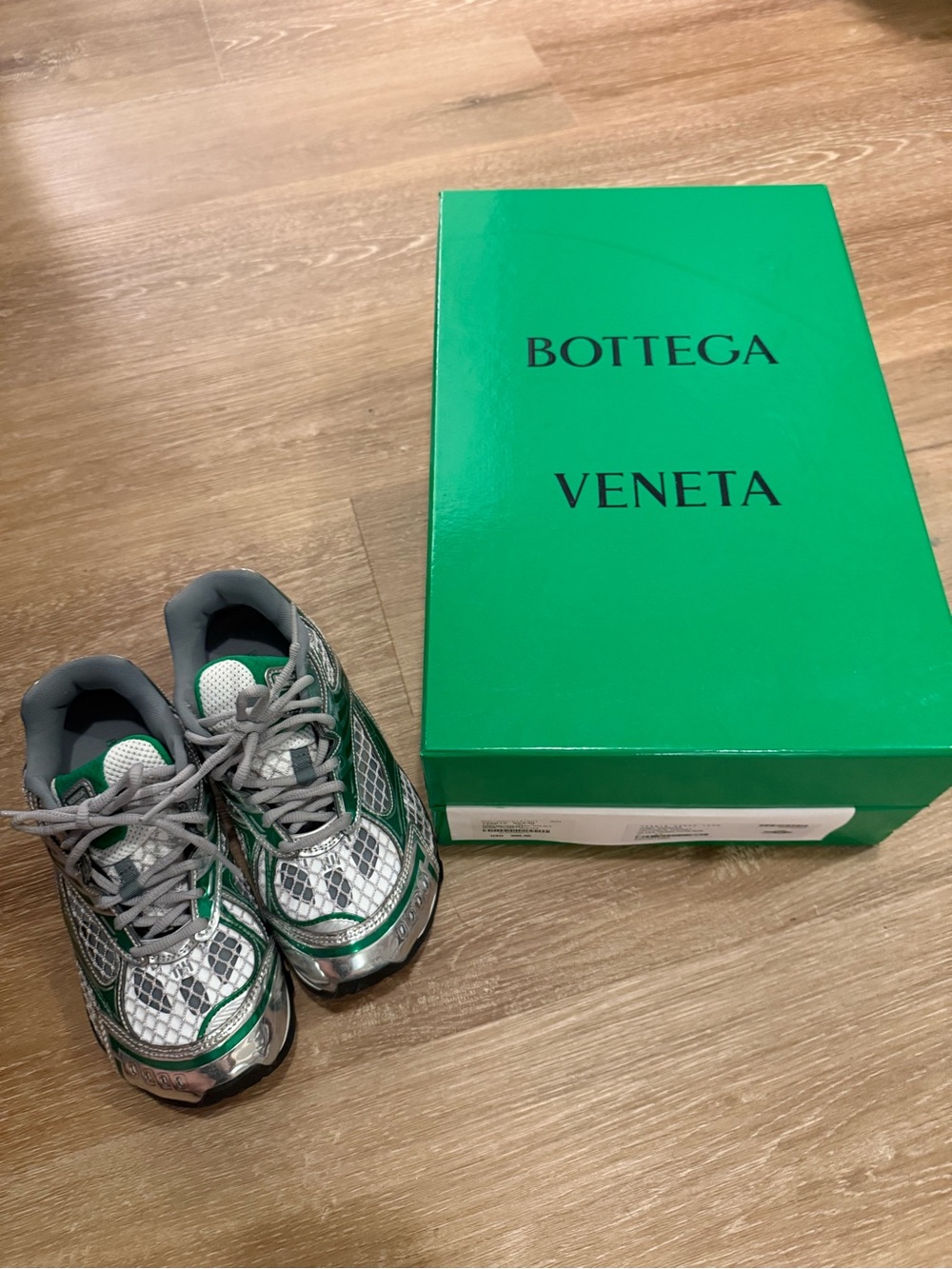 Bottega Veneta Orbit Sneaker Women’s Made In Italy Size 36 Silver/Parakeet/White